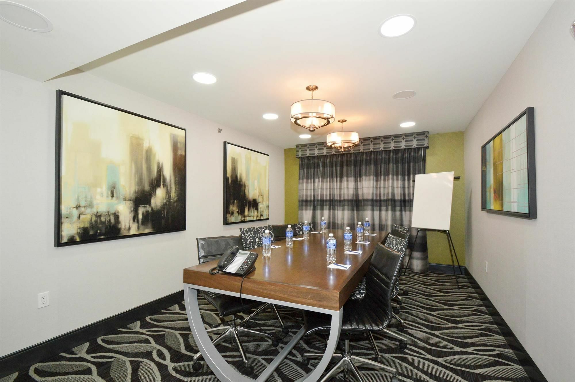 Best Western Plus Laguardia Airport Hotel Queens New York Ngoại thất bức ảnh